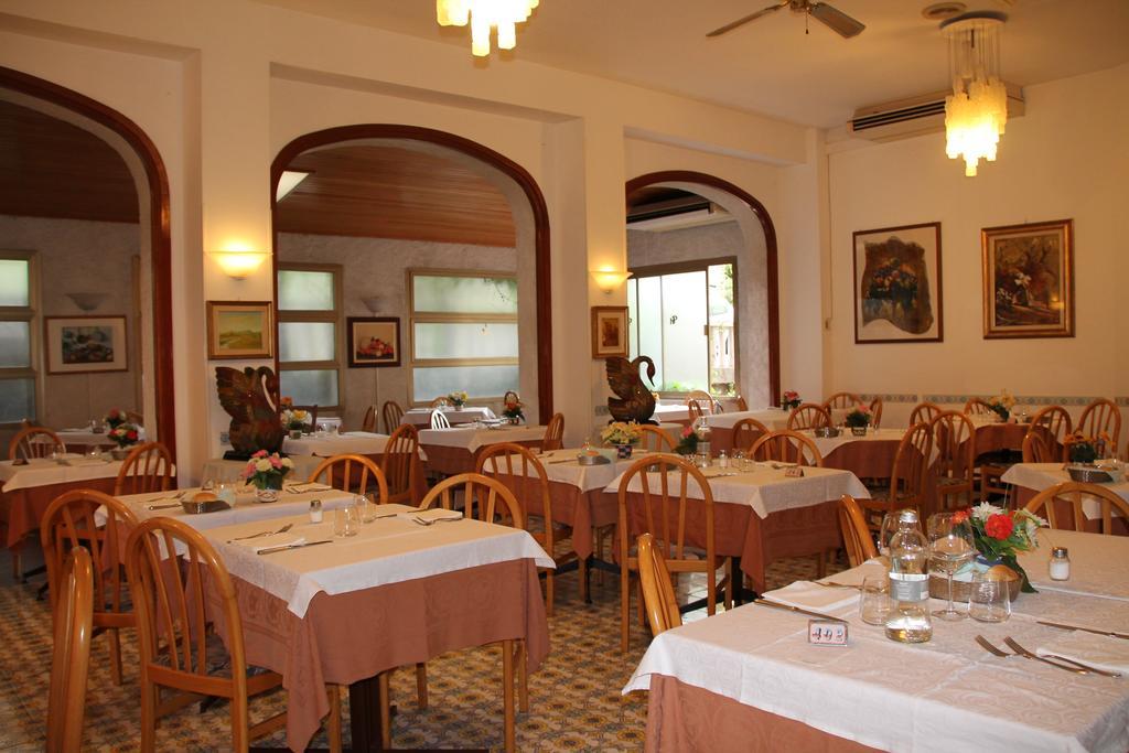 Hotel Paco Pietra Ligure Dış mekan fotoğraf