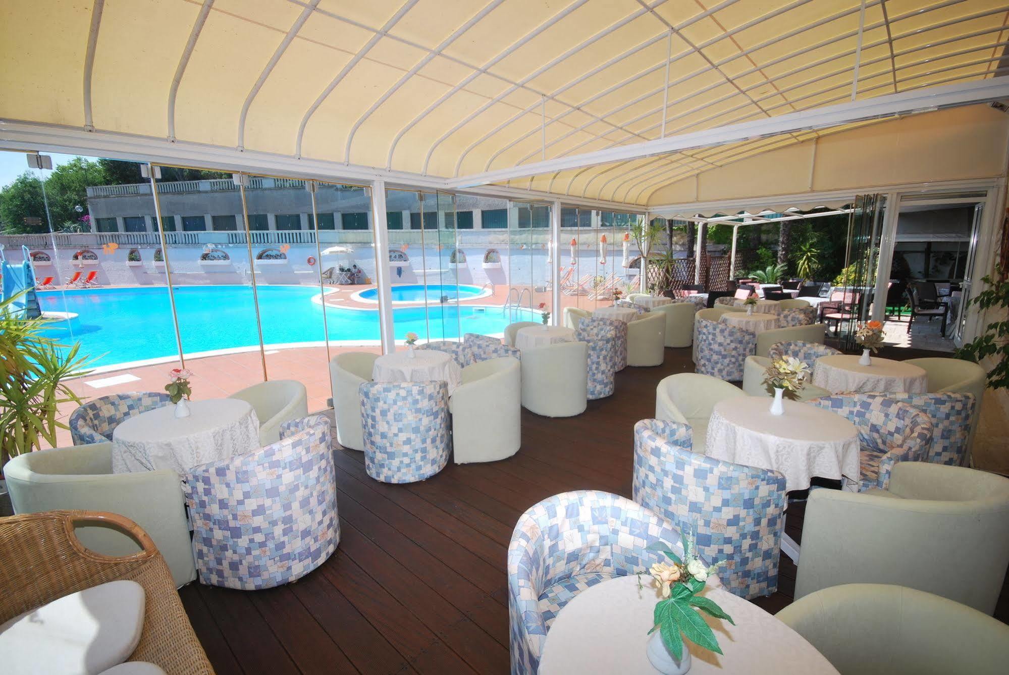 Hotel Paco Pietra Ligure Dış mekan fotoğraf
